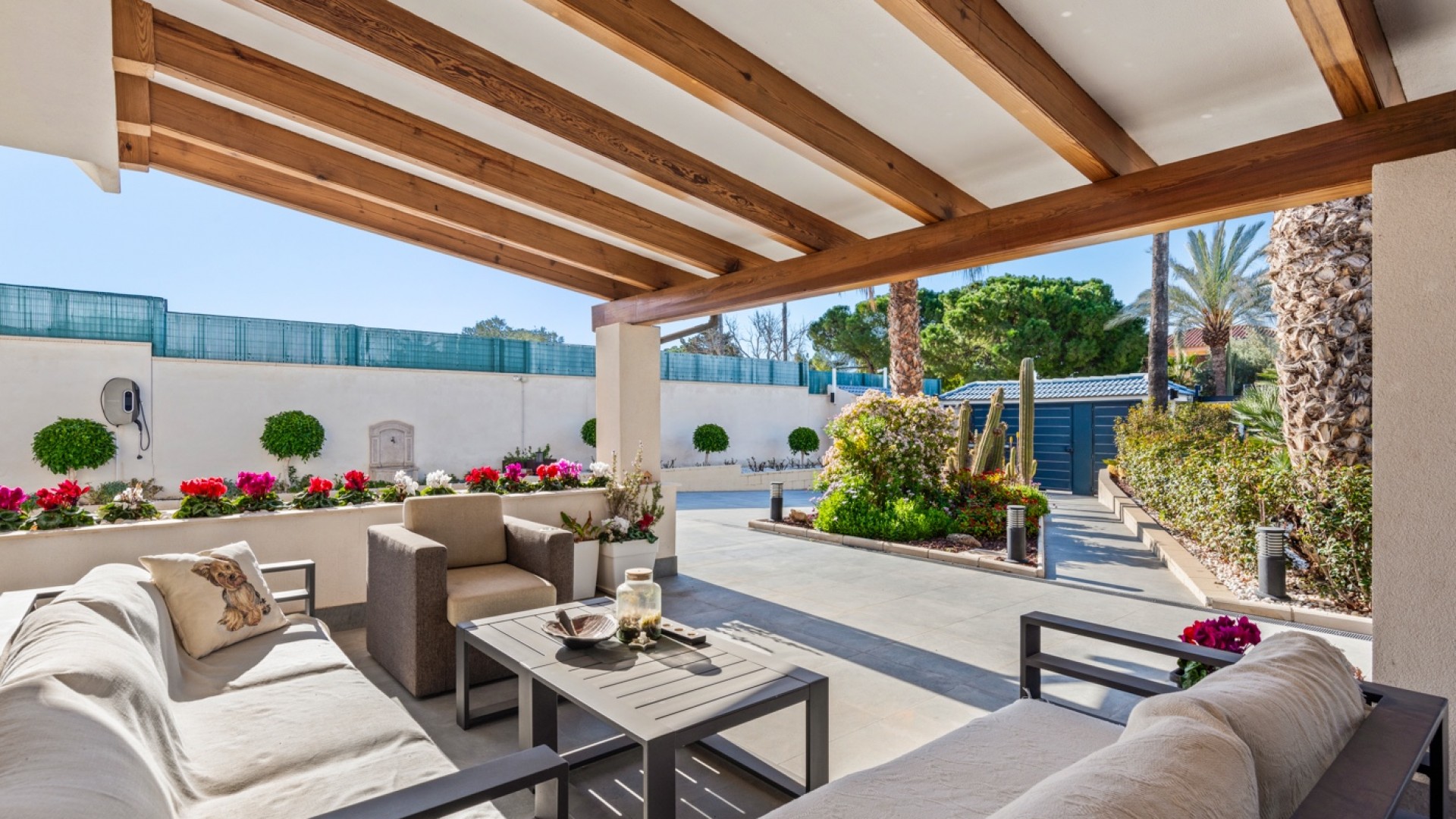 Videresalg - Fritliggende villa -
San Juan de Alicante - Frank Espinós