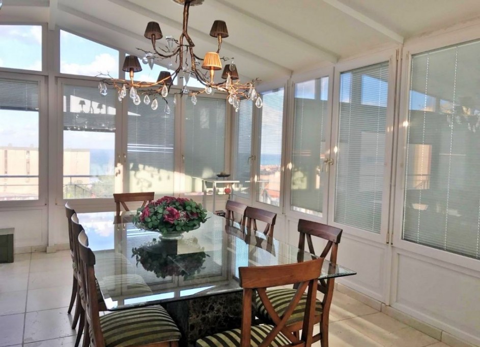 Videresalg - Fritliggende villa -
San Juan de Alicante - San Juan Alicante