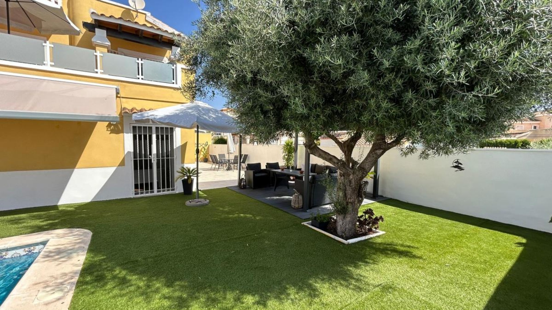 Videresalg - Fritliggende villa -
San Miguel de Salinas