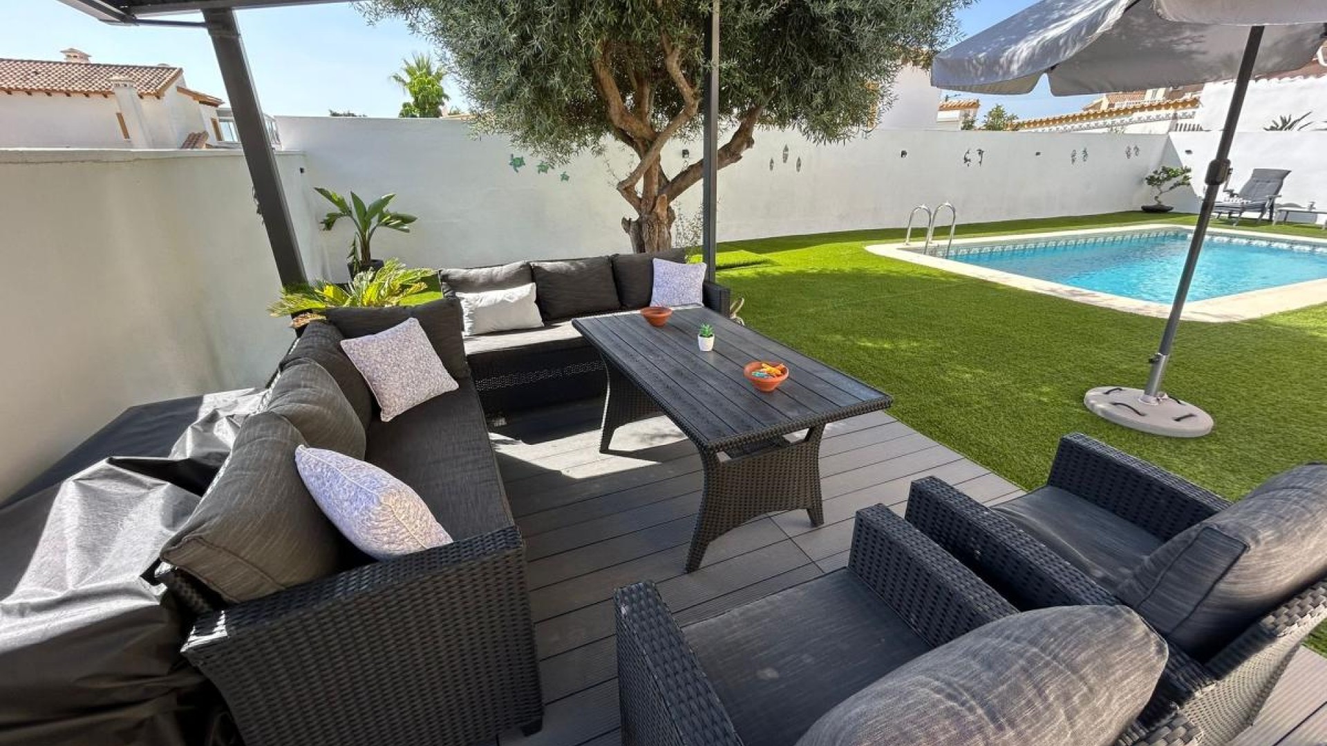 Videresalg - Fritliggende villa -
San Miguel de Salinas