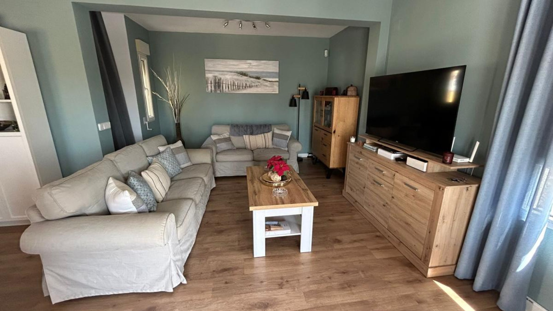 Videresalg - Fritliggende villa -
San Miguel de Salinas