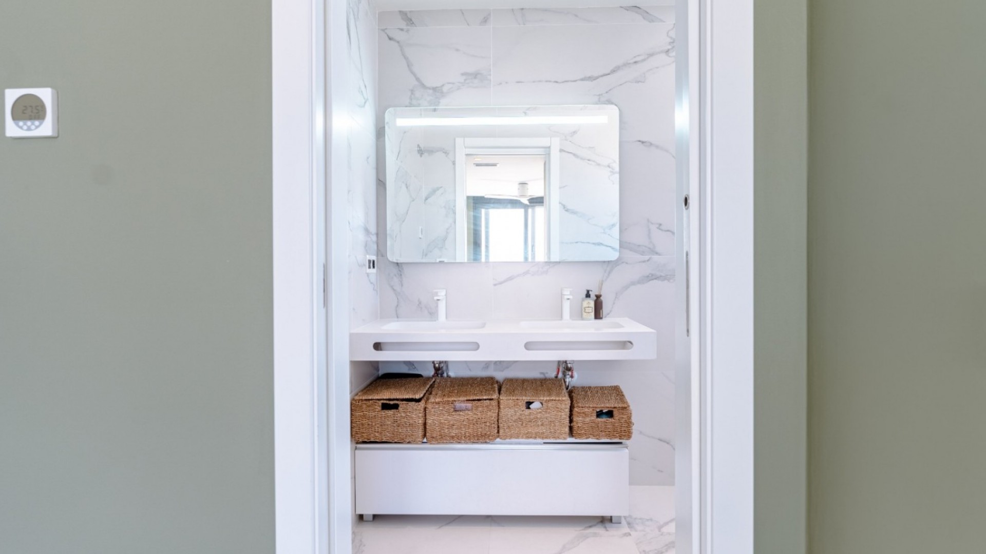 Videresalg - Fritliggende villa -
San Miguel de Salinas