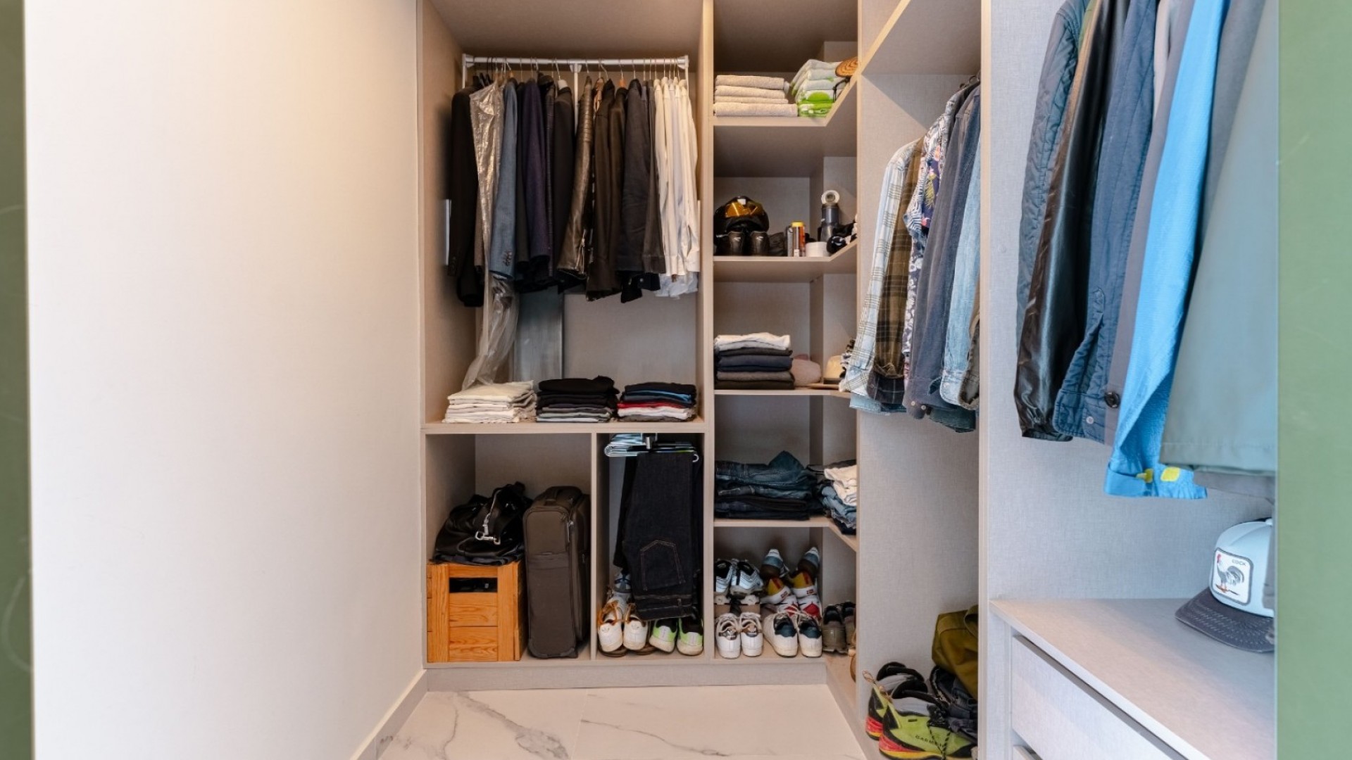 Videresalg - Fritliggende villa -
San Miguel de Salinas