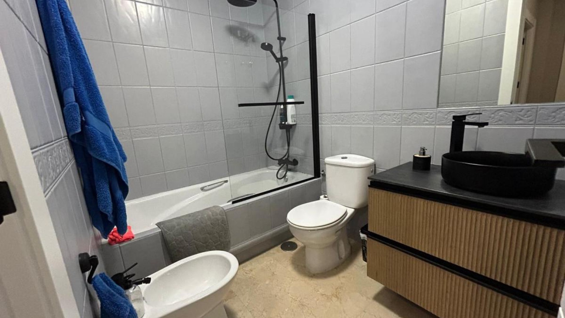 Videresalg - Fritliggende villa -
San Miguel de Salinas