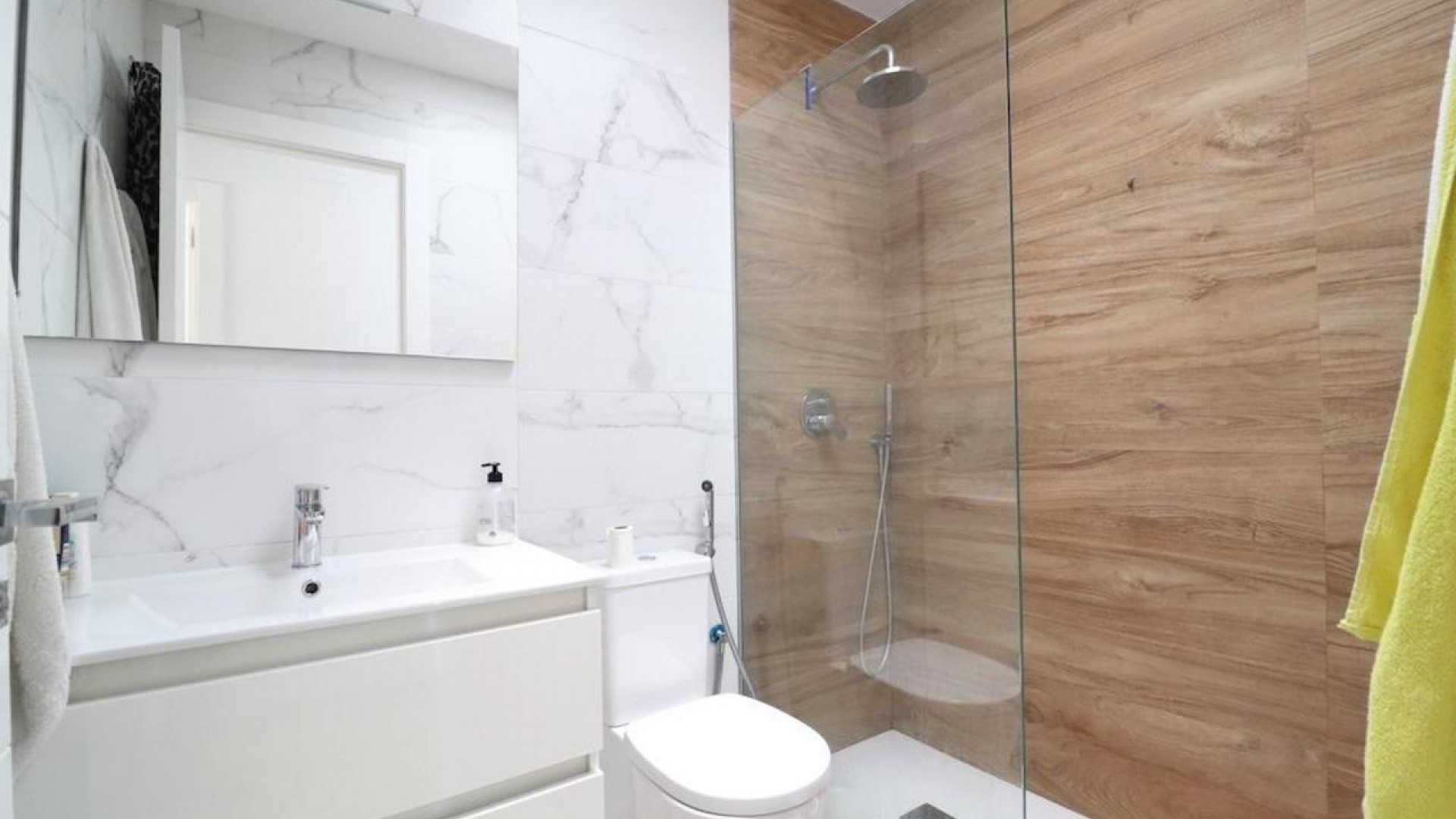 Videresalg - Fritliggende villa -
San Miguel de Salinas