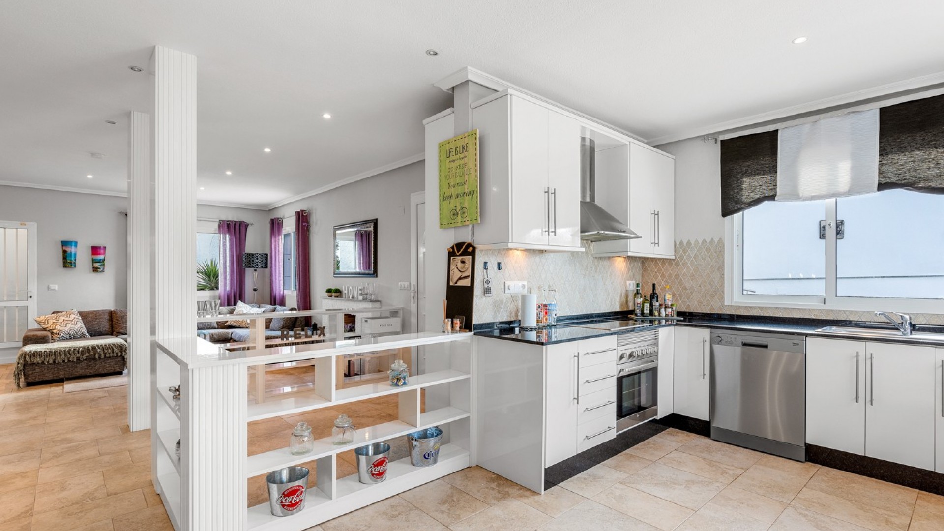 Videresalg - Fritliggende villa -
San Miguel de Salinas