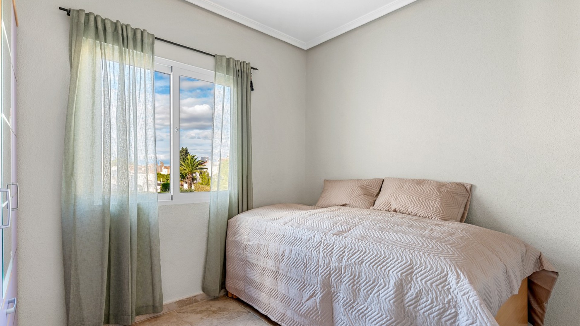 Videresalg - Fritliggende villa -
San Miguel de Salinas