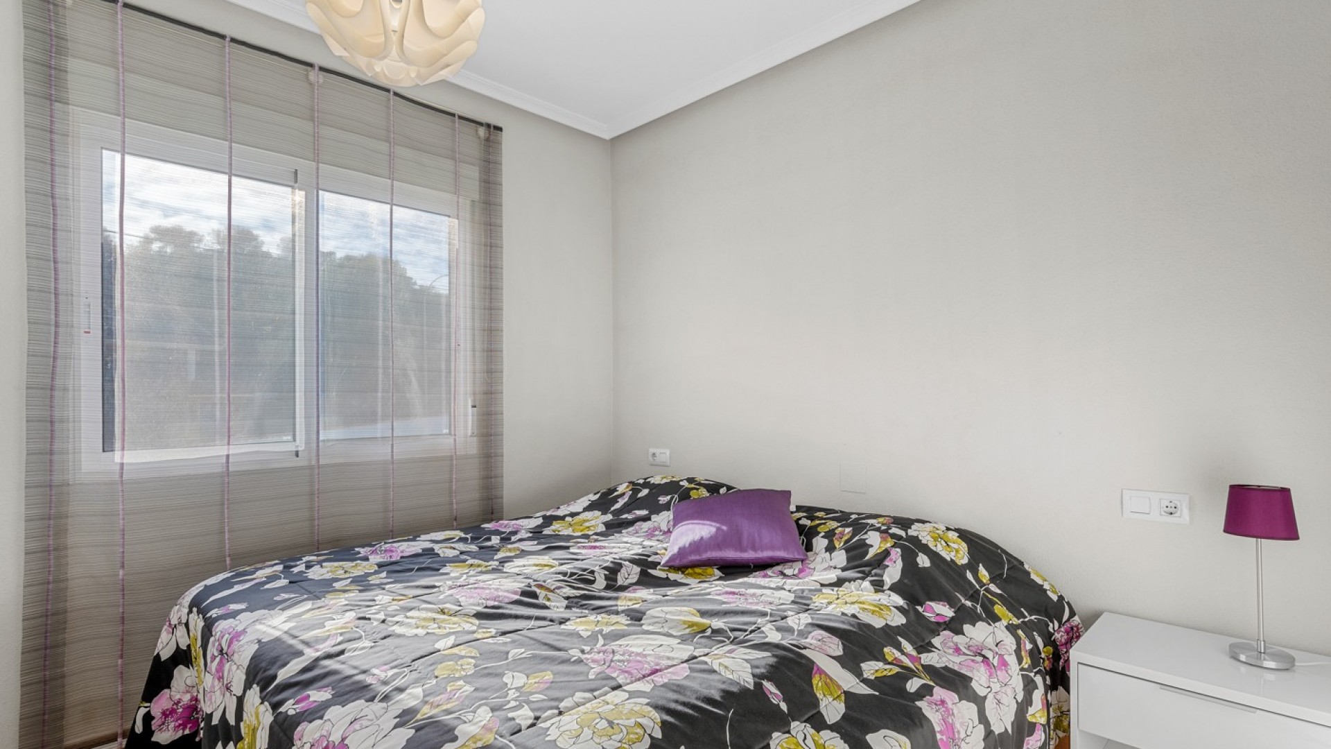 Videresalg - Fritliggende villa -
San Miguel de Salinas