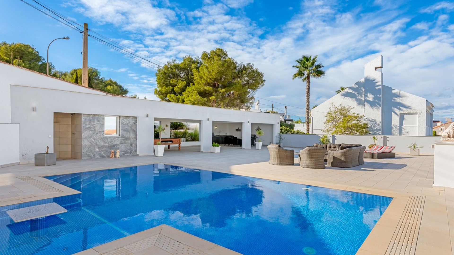 Videresalg - Fritliggende villa -
San Miguel de Salinas