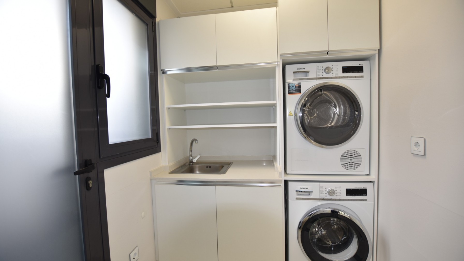 Videresalg - Fritliggende villa -
San Miguel de Salinas