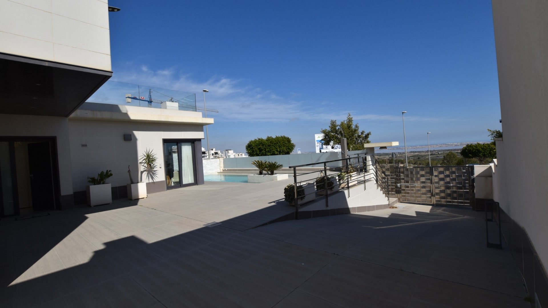 Videresalg - Fritliggende villa -
San Miguel de Salinas