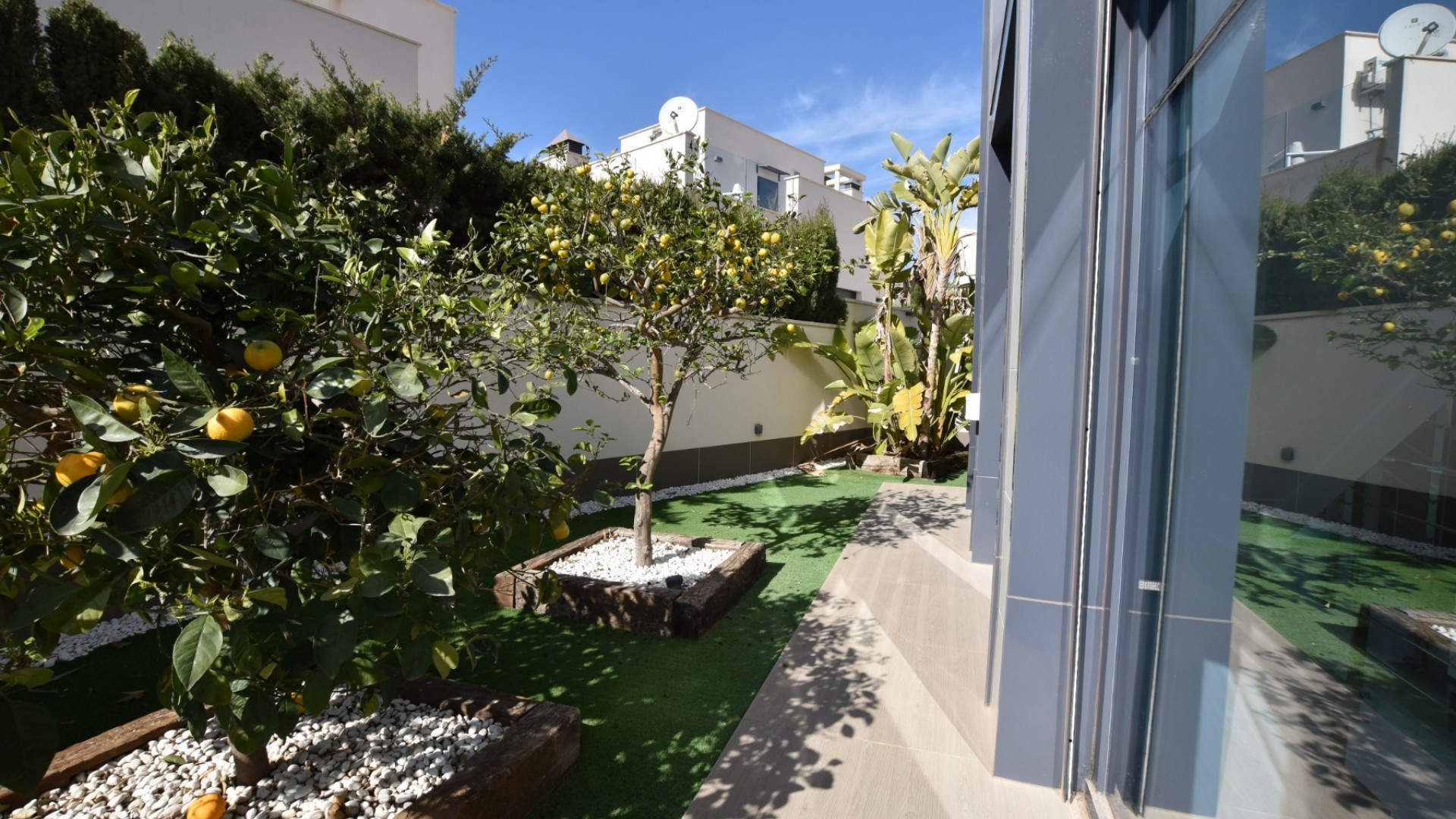 Videresalg - Fritliggende villa -
San Miguel de Salinas