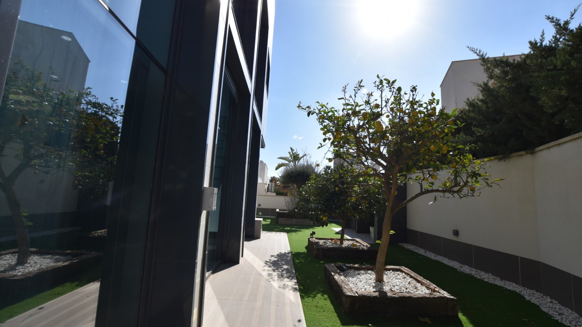 Videresalg - Fritliggende villa -
San Miguel de Salinas