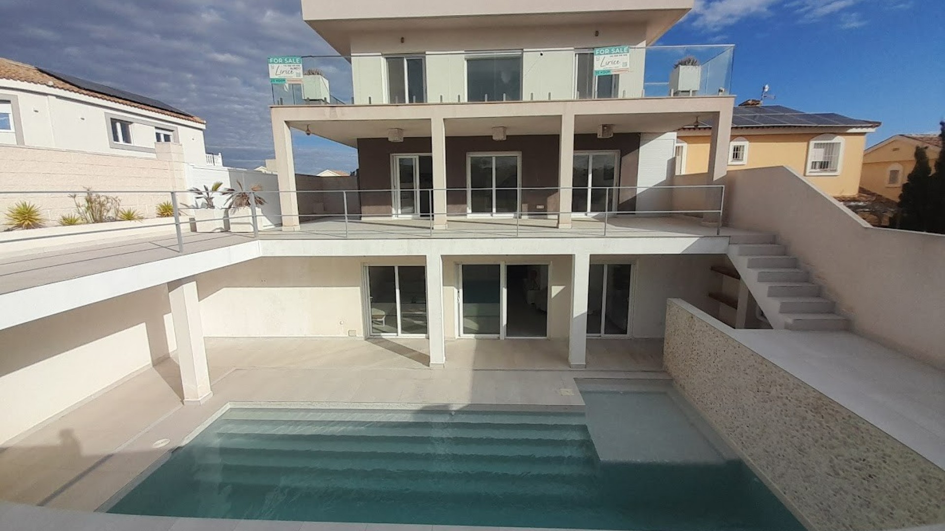 Videresalg - Fritliggende villa -
Santa Pola - Gran Alacant