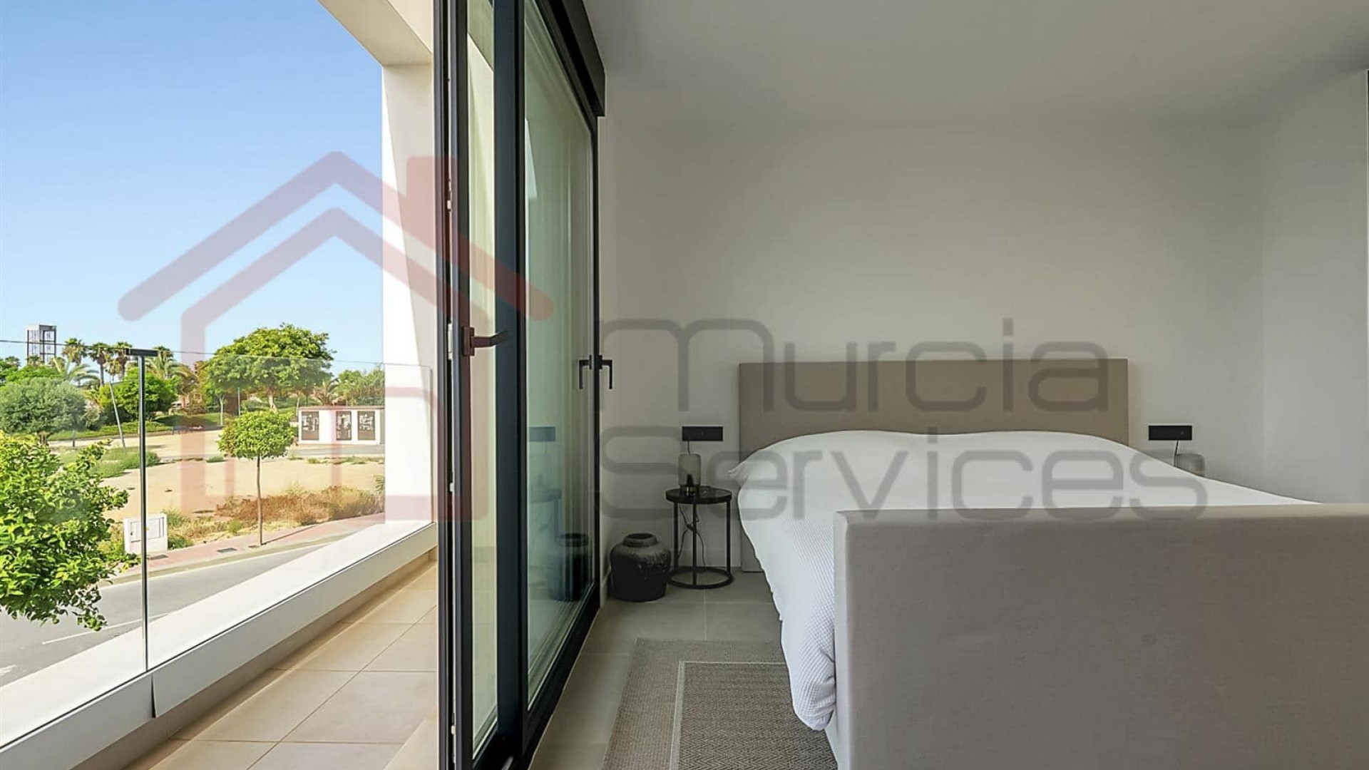 Videresalg - Fritliggende villa -
Santa Rosalia Lake and Life Resort