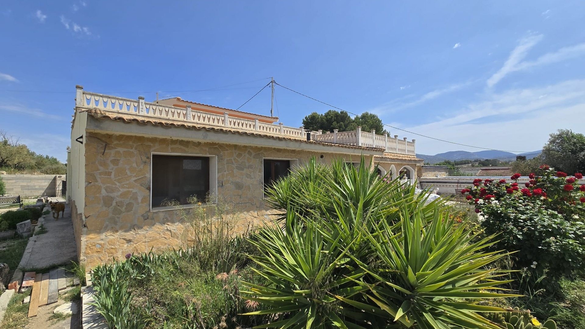 Videresalg - Fritliggende villa -
SAX