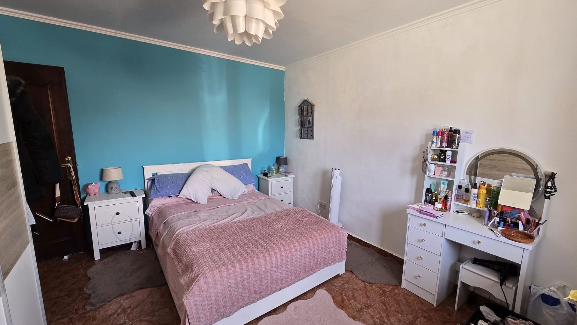 Videresalg - Fritliggende villa -
SAX