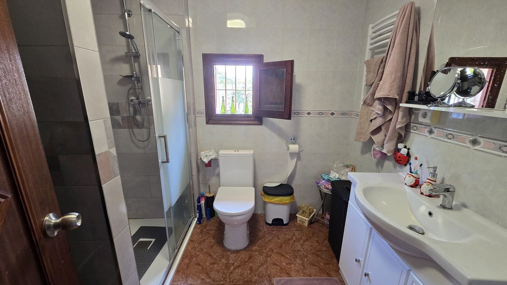 Videresalg - Fritliggende villa -
SAX