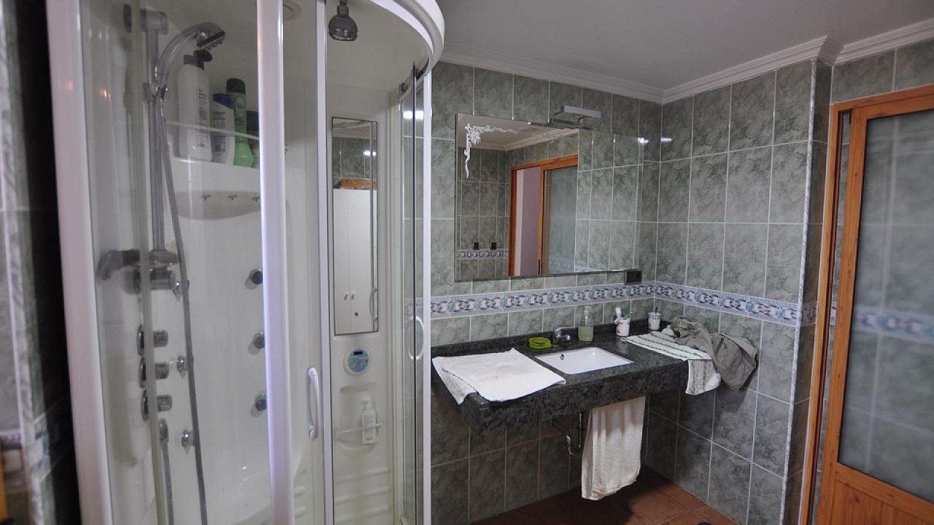 Videresalg - Fritliggende villa -
SAX