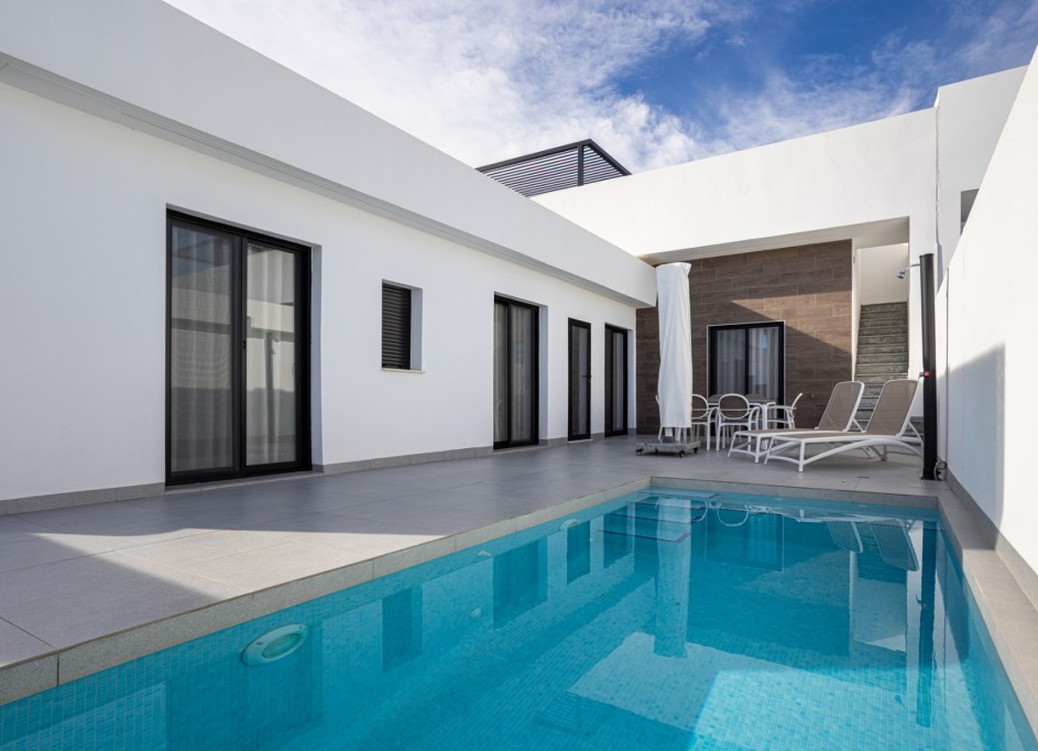 Videresalg - Fritliggende villa -
Torre Pacheco - Roldán