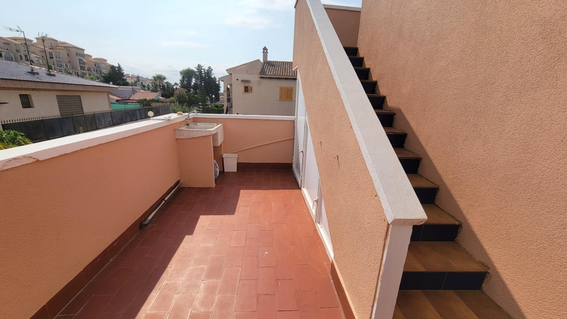 Videresalg - Fritliggende villa -
Torrevieja - Aguas Nuevas