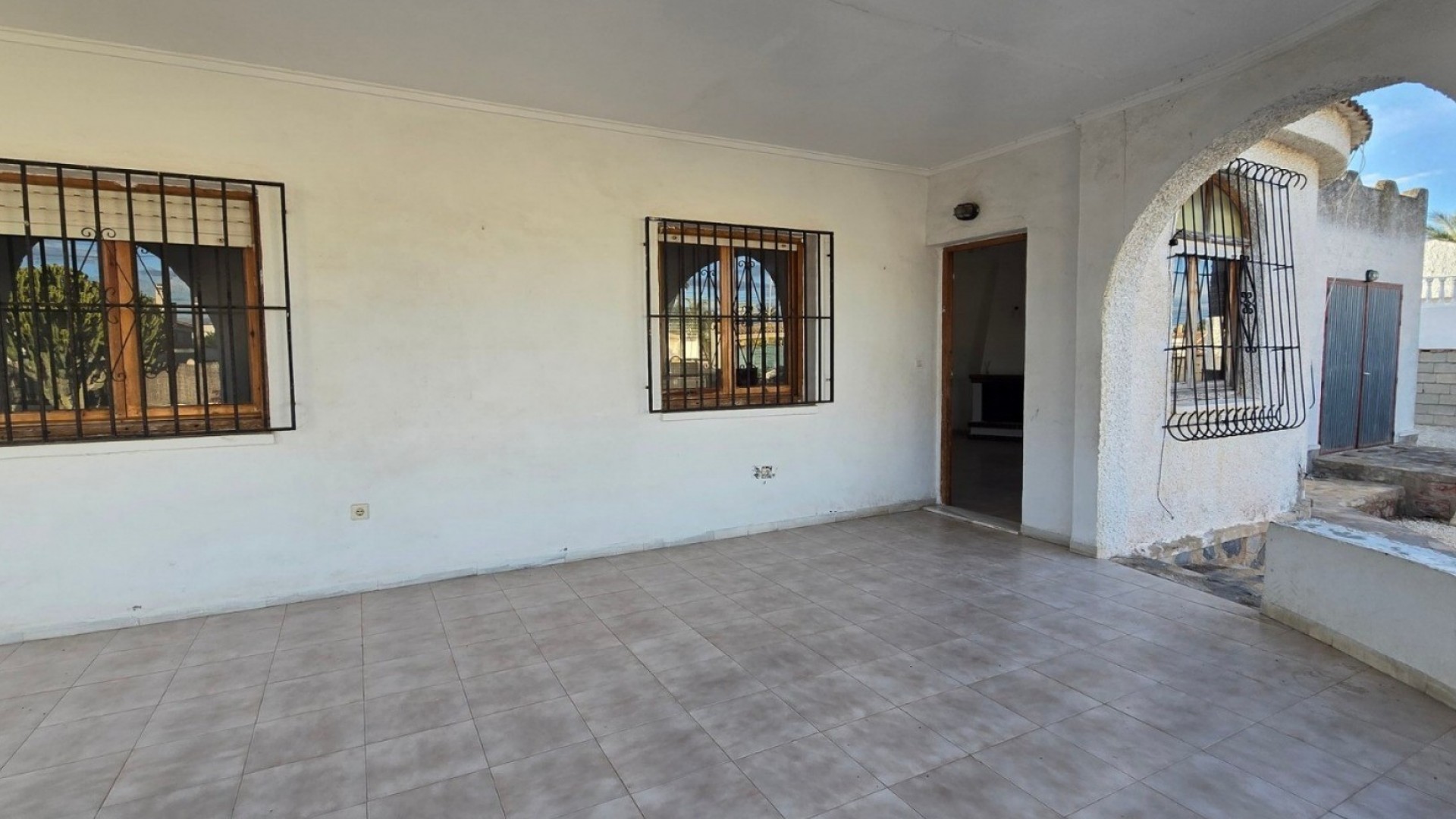 Videresalg - Fritliggende villa -
Torrevieja - El Chaparal