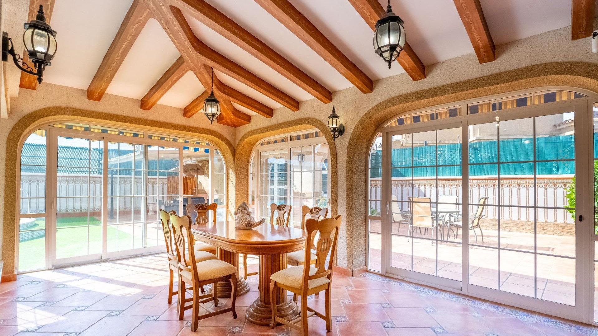 Videresalg - Fritliggende villa -
Torrevieja - El chaparral