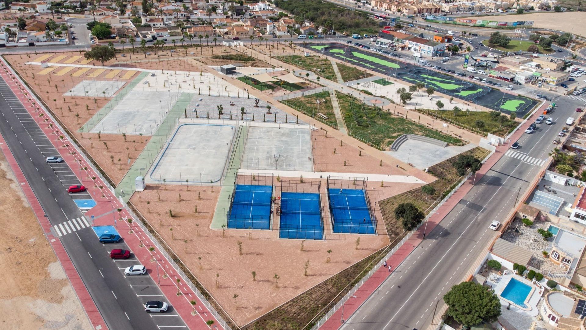 Videresalg - Fritliggende villa -
Torrevieja - El chaparral