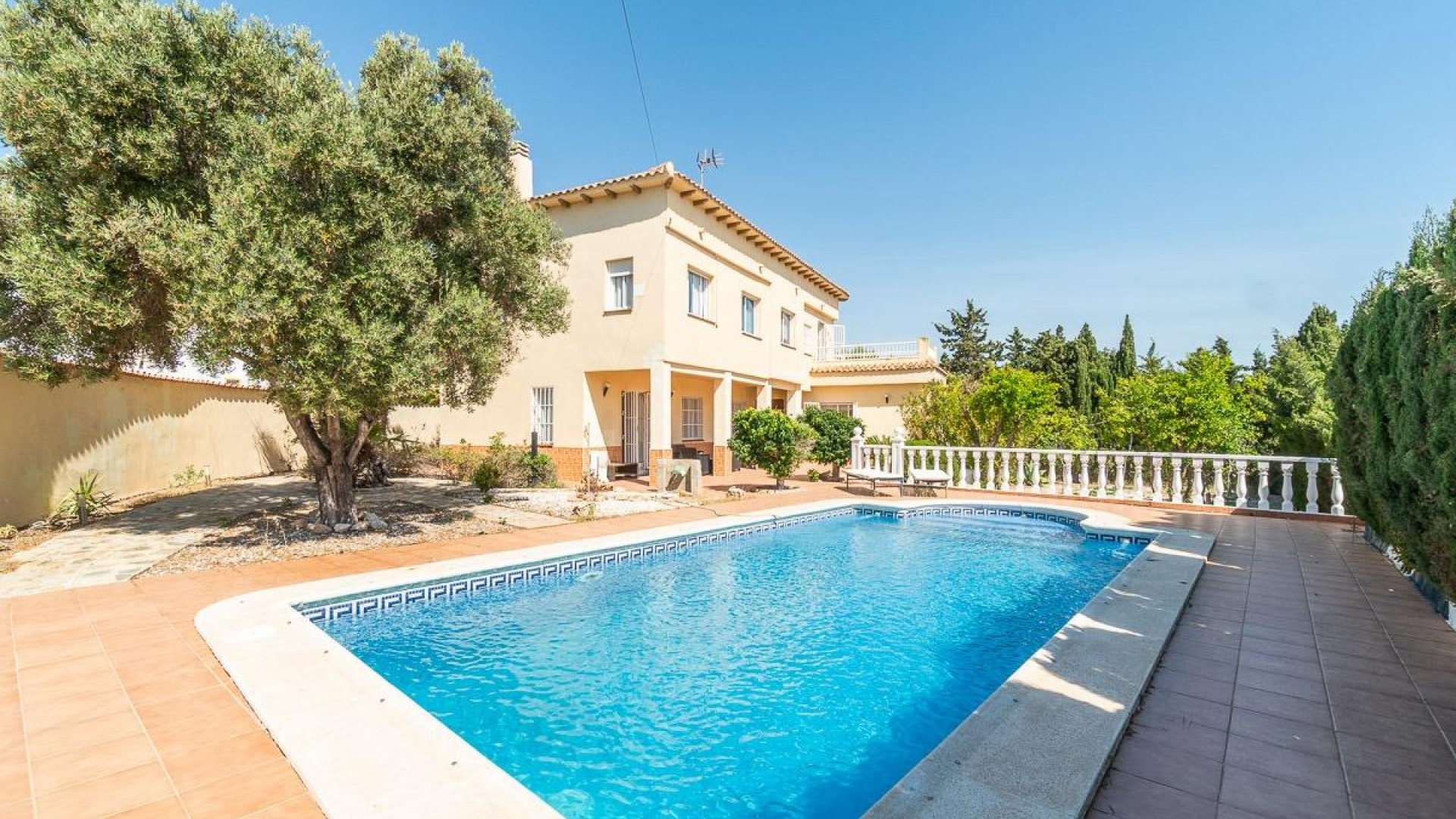 Videresalg - Fritliggende villa -
Torrevieja - La Mata