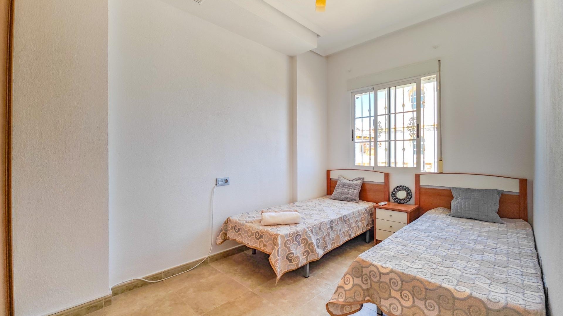 Videresalg - Fritliggende villa -
Torrevieja - La Mata