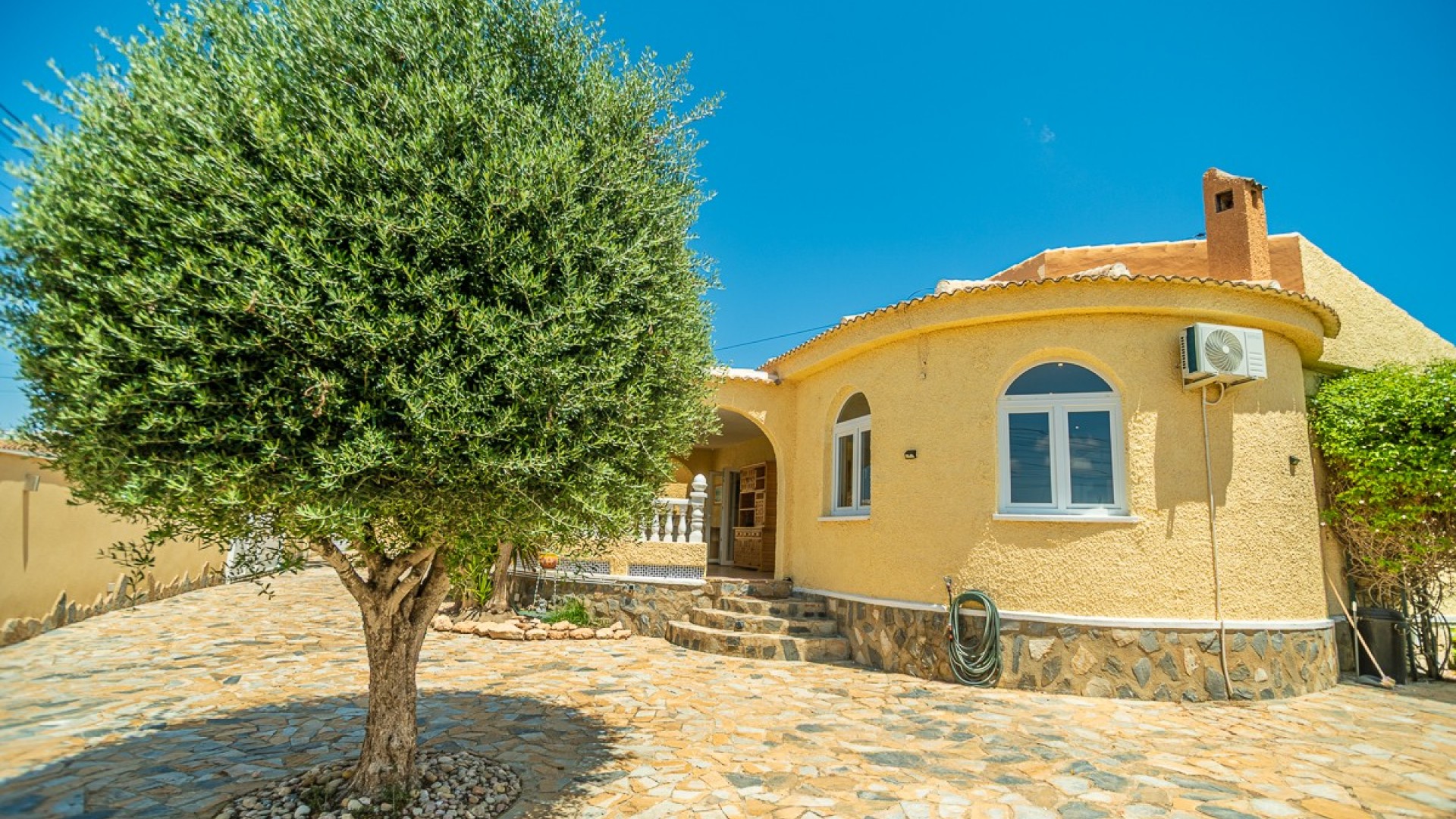 Videresalg - Fritliggende villa -
Torrevieja - La Siesta