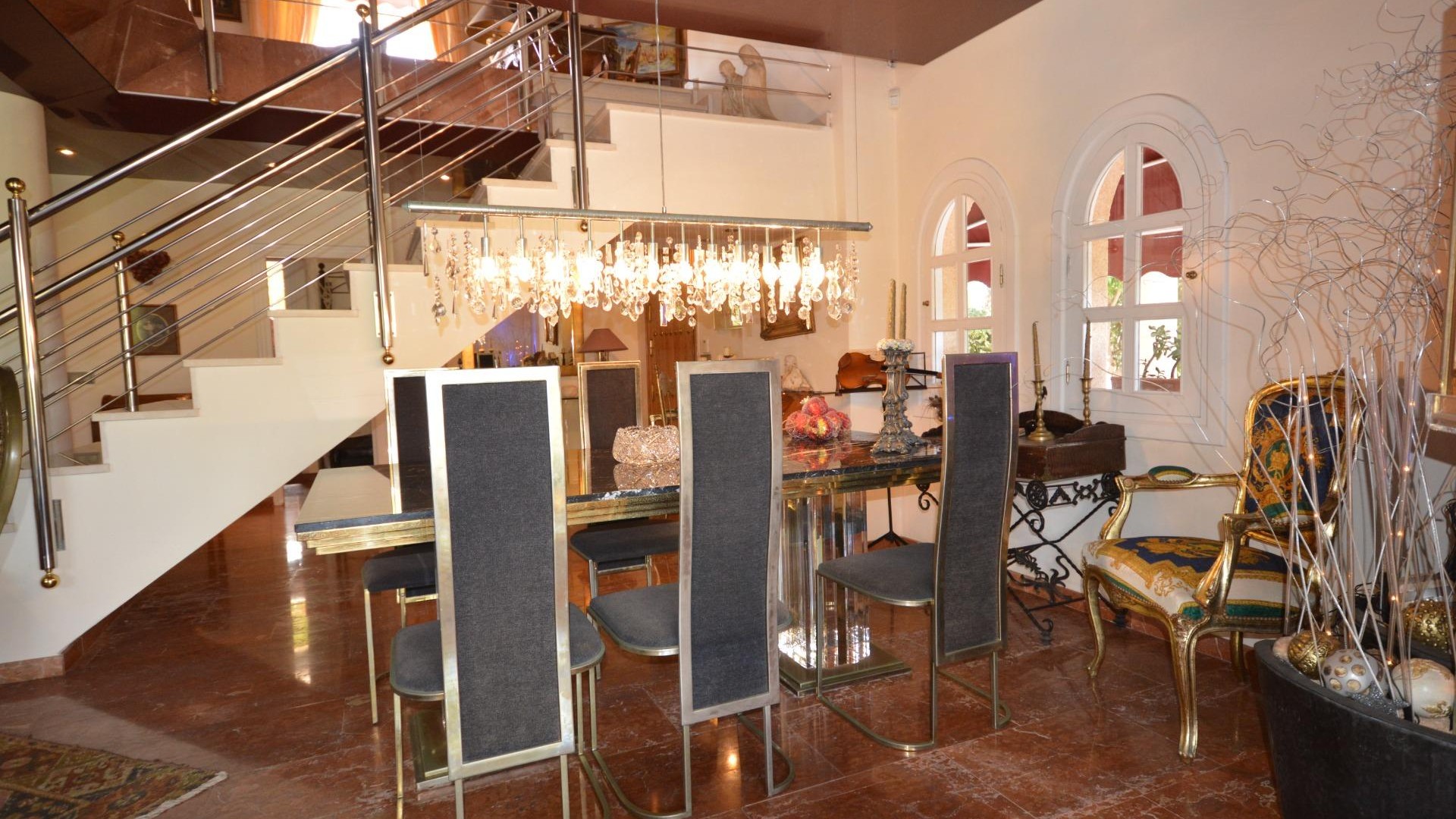 Videresalg - Fritliggende villa -
Torrevieja - La veleta