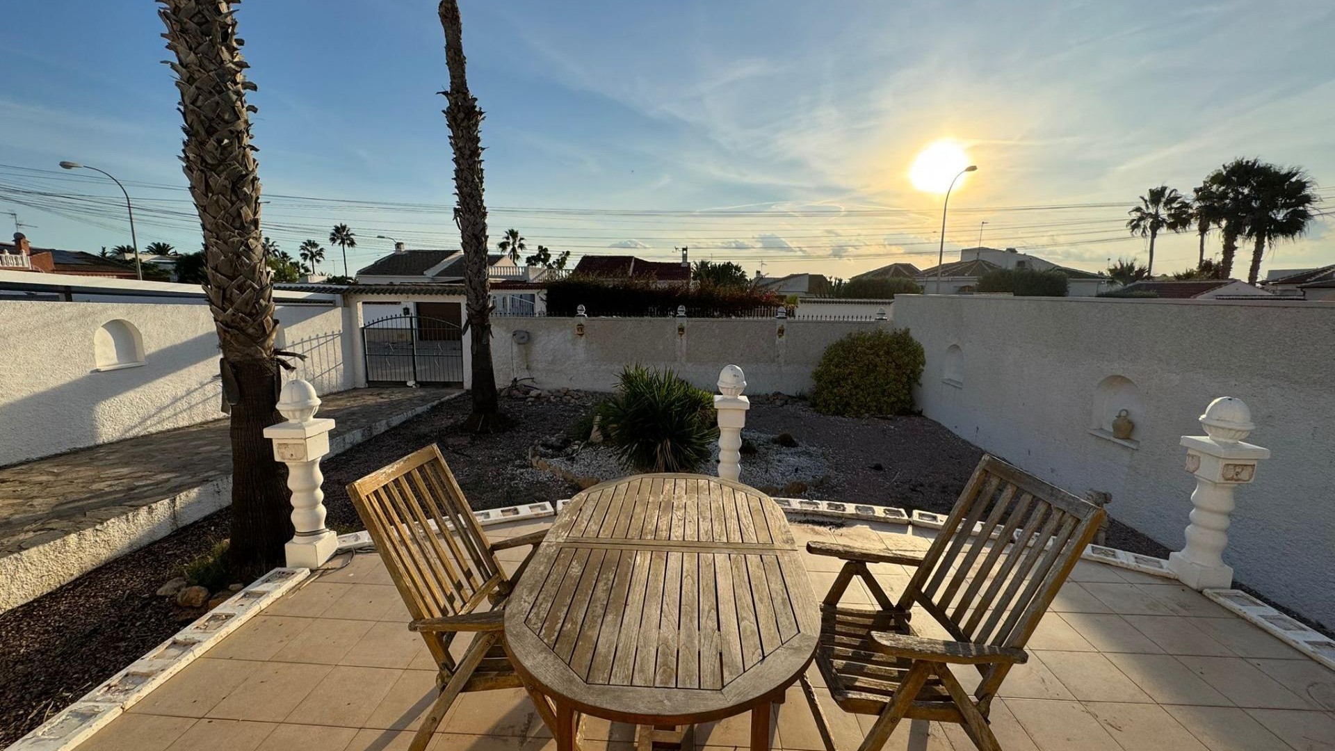 Videresalg - Fritliggende villa -
Torrevieja - San luis