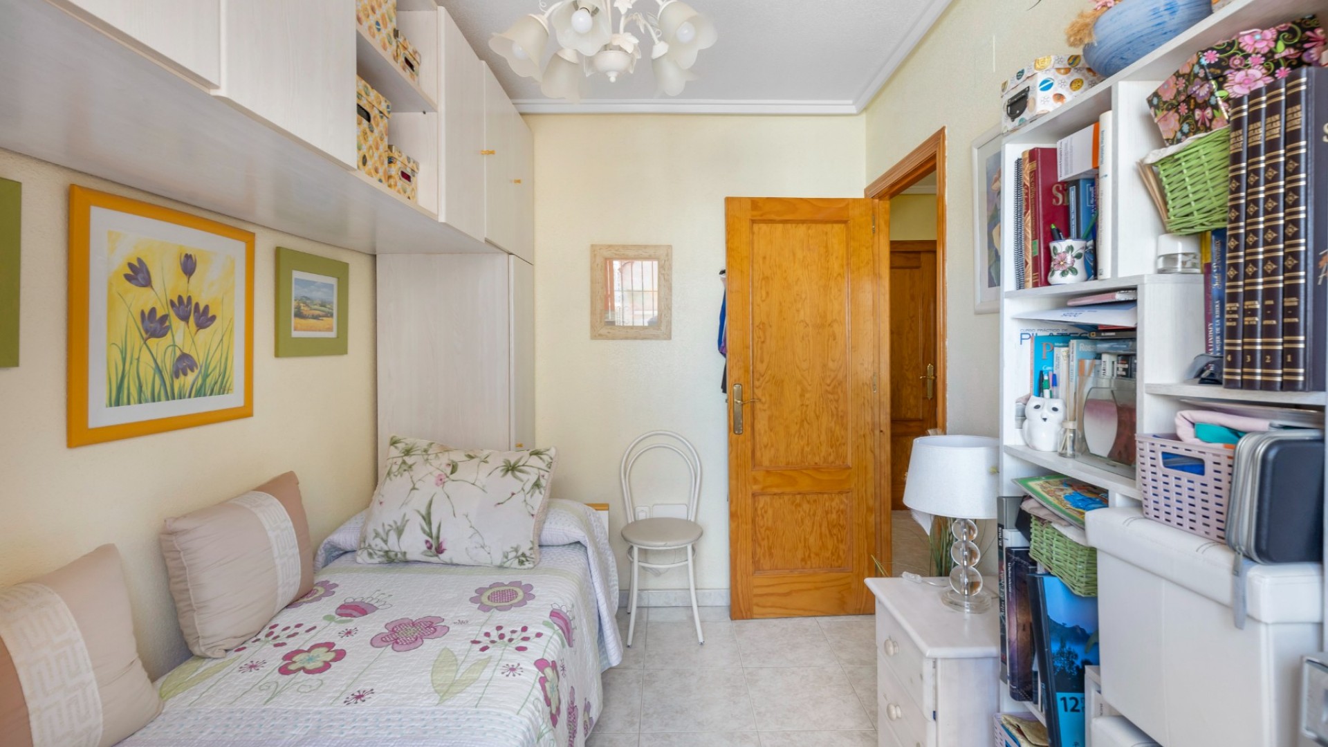 Videresalg - Fritliggende villa -
Torrevieja - Zona los Frutales