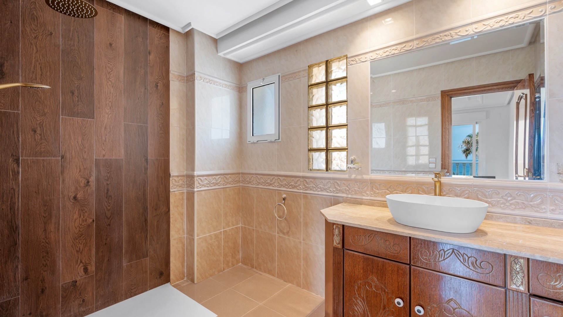 Videresalg - Fritliggende villa -
Torrevieja