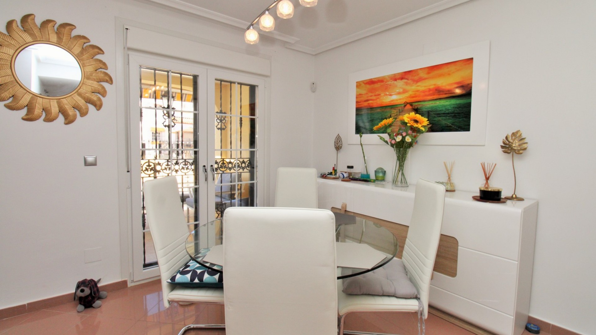 Videresalg - Fritliggende villa -
Villamartín - LOS DOLSES