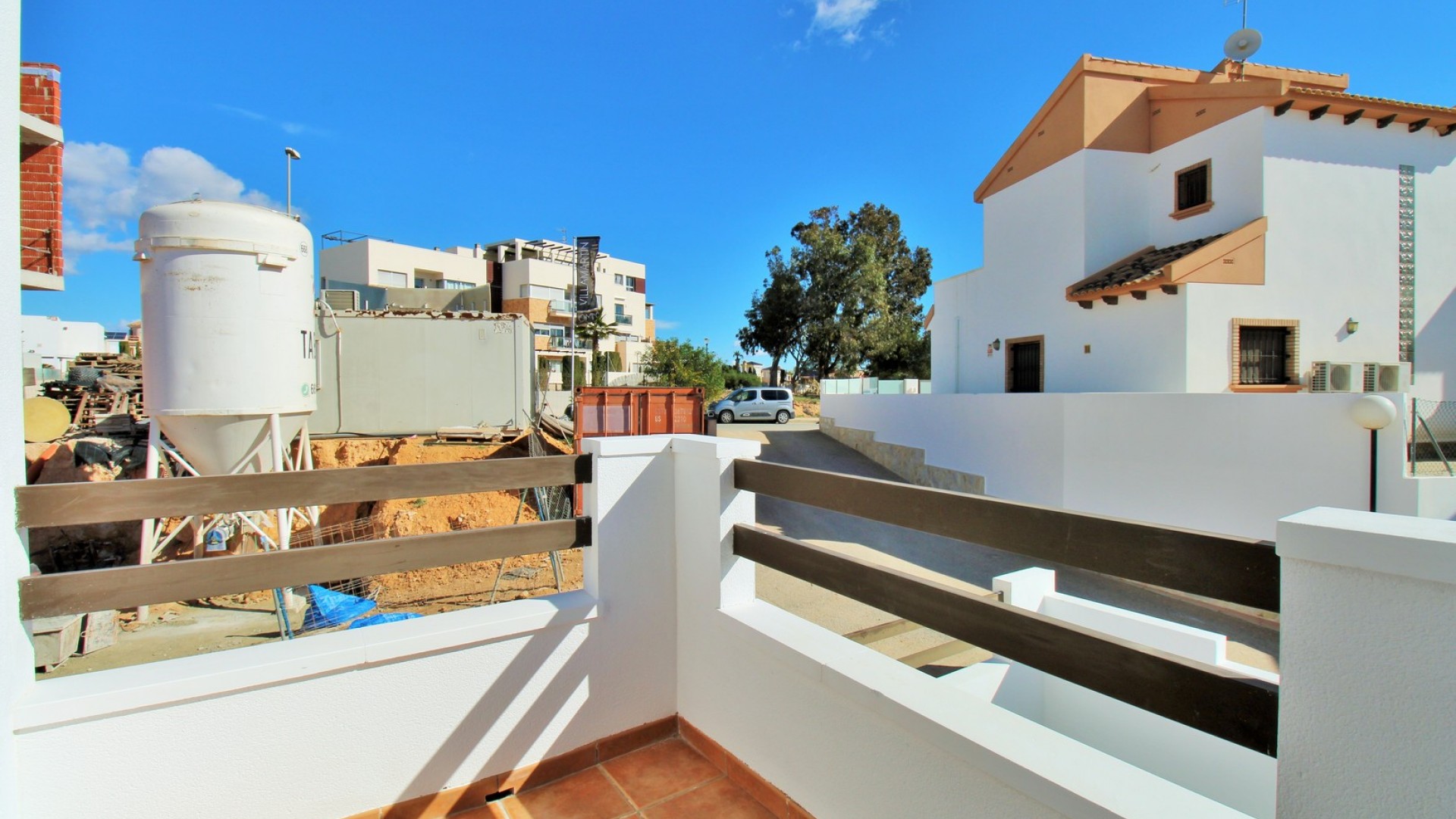 Videresalg - Fritliggende villa -
Villamartín - PAU 8