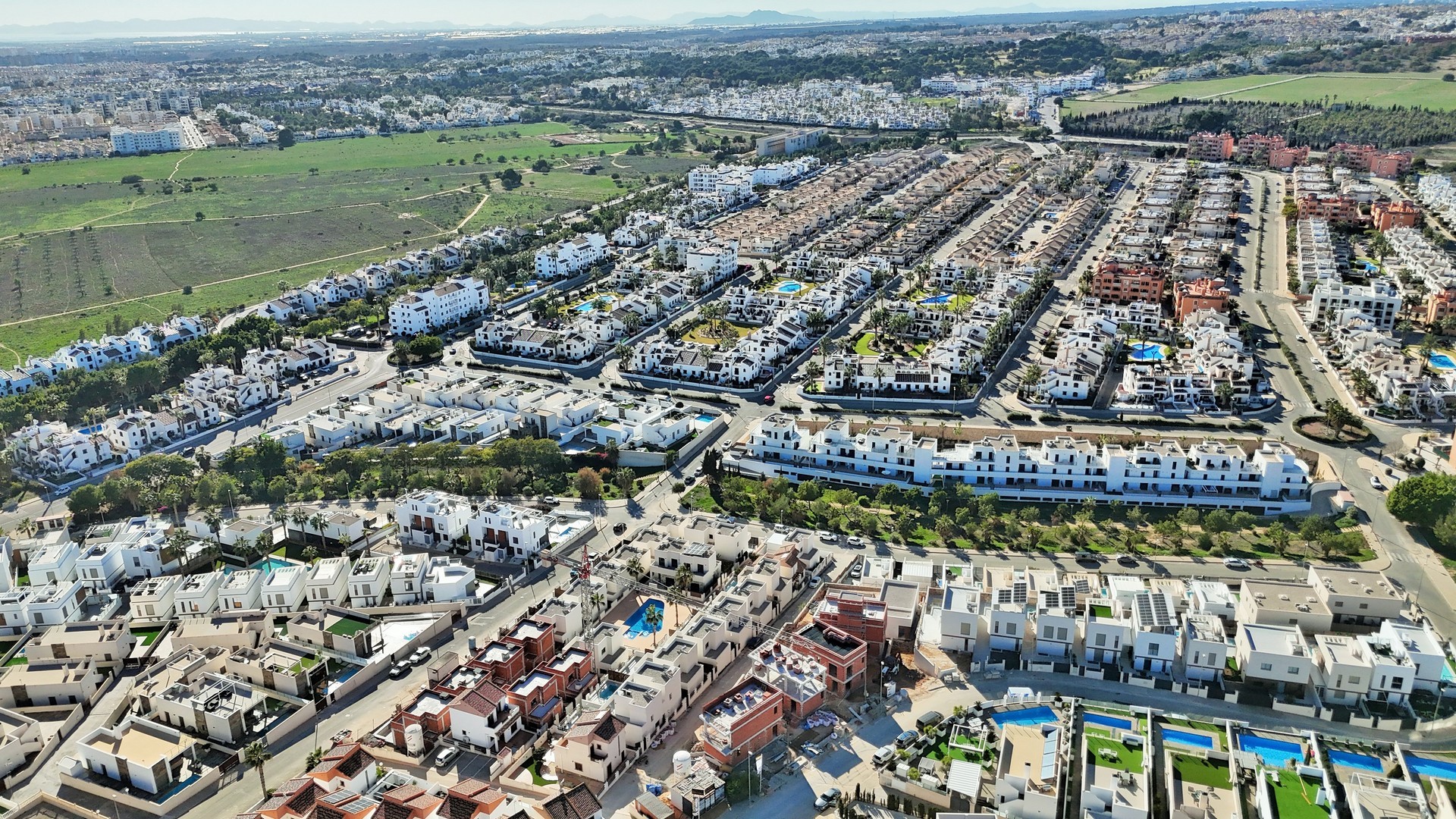 Videresalg - Fritliggende villa -
Villamartín - PAU 8