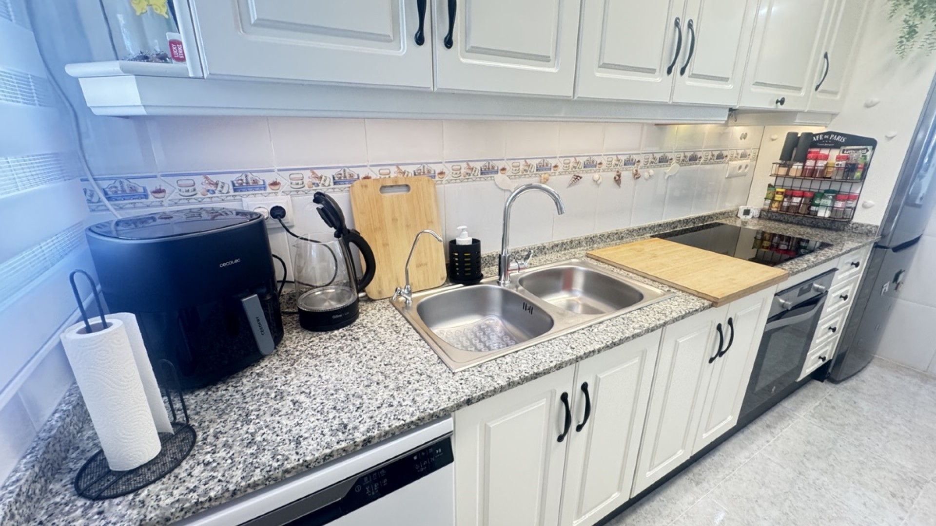 Videresalg - Fritliggende villa -
Villamartín