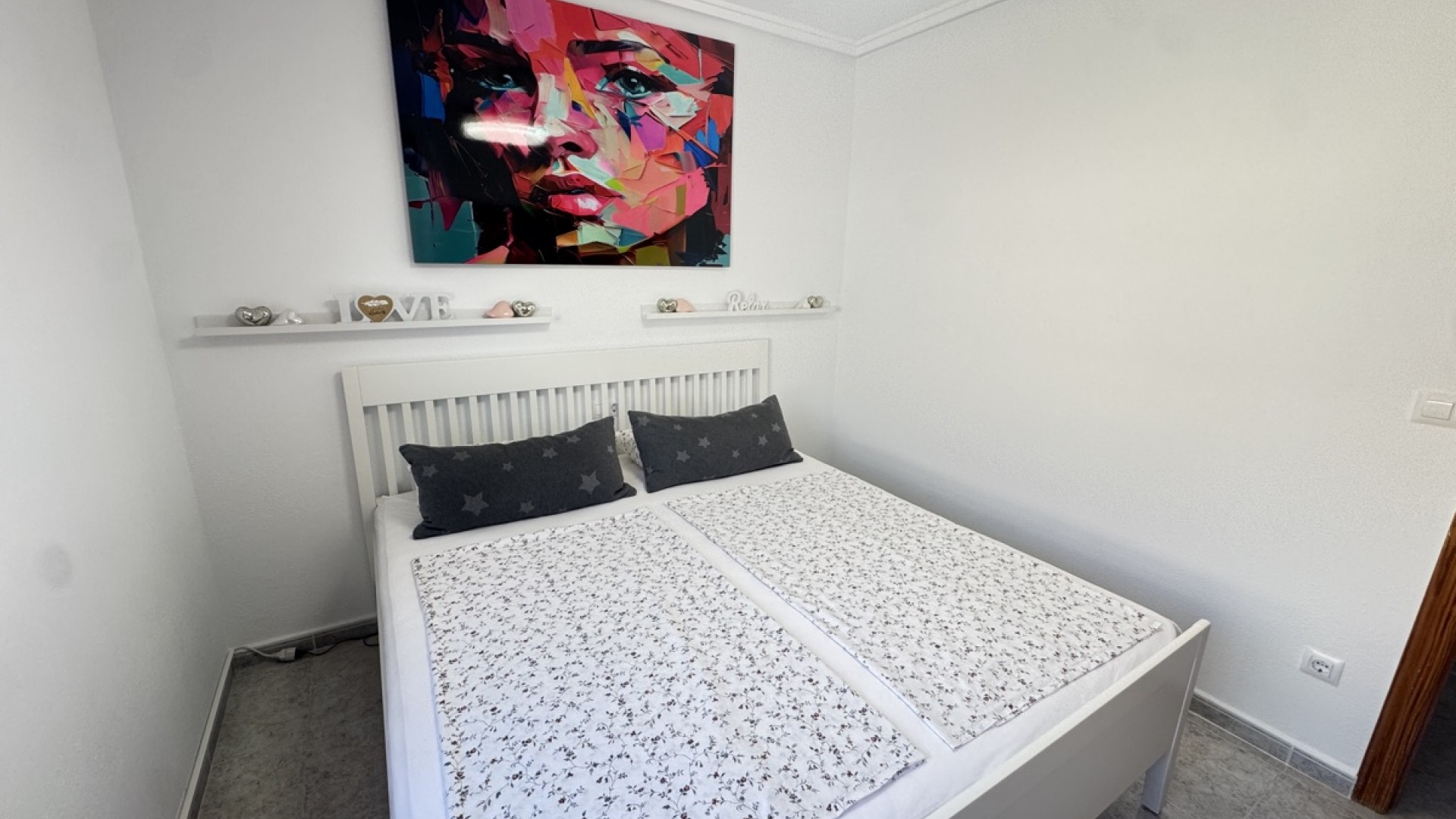 Videresalg - Fritliggende villa -
Villamartín