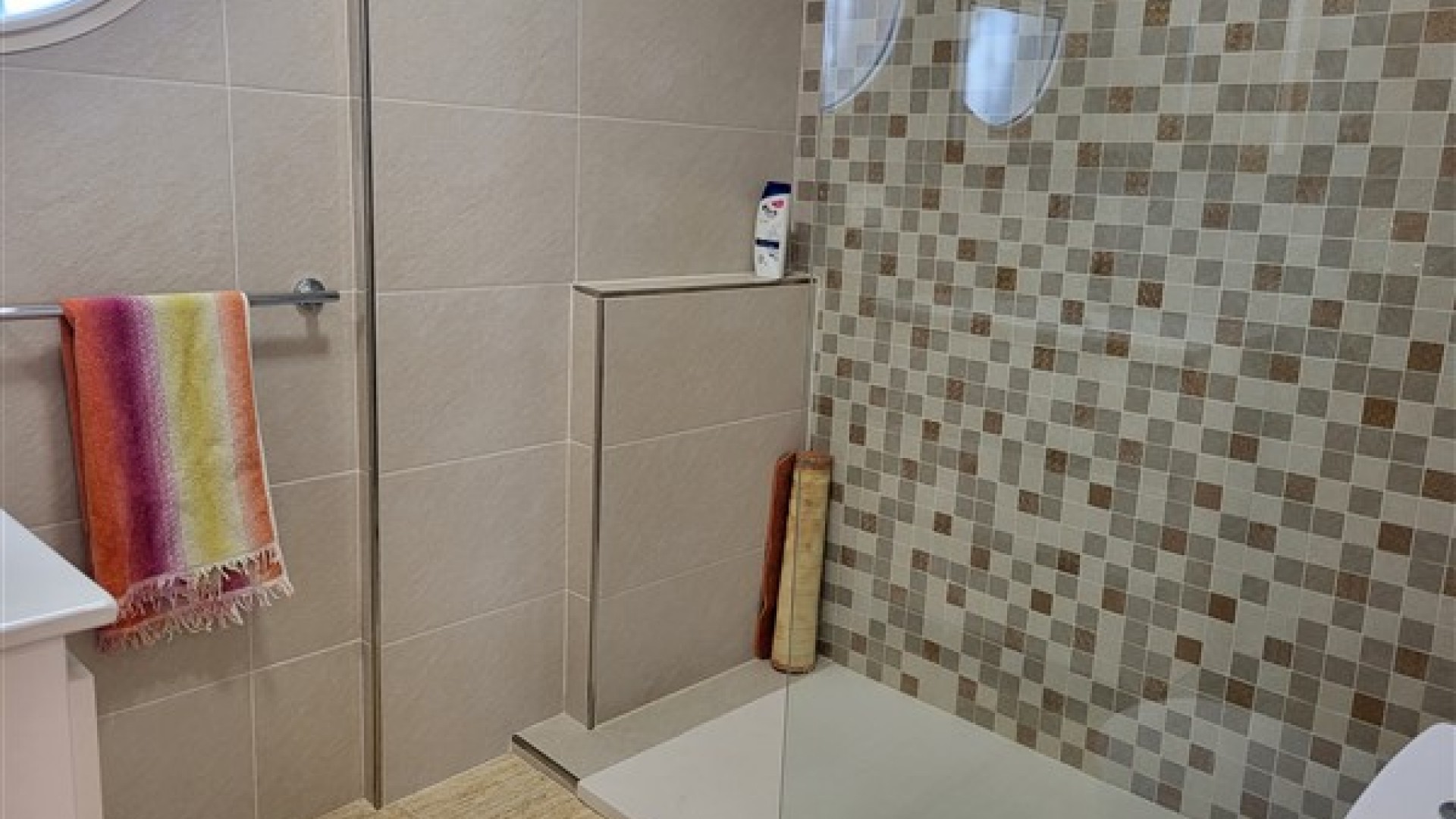 Videresalg - Fritliggende villa -
Villamartín