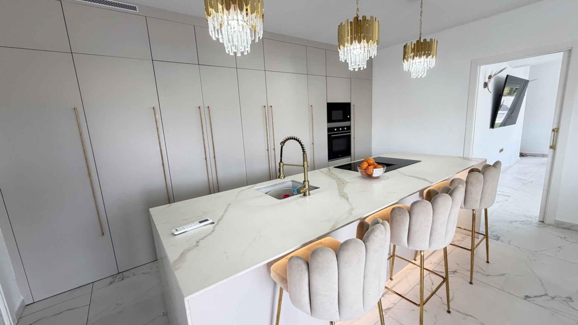 Videresalg - Fritliggende villa -
Villamartín