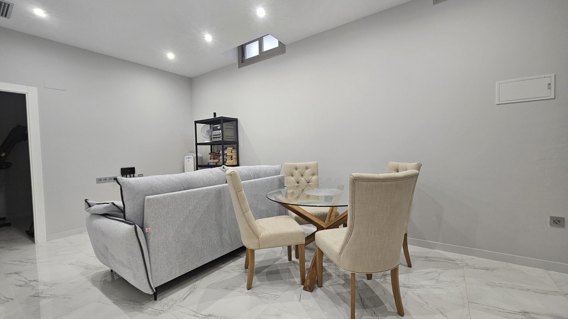 Videresalg - Fritliggende villa -
Villamartín