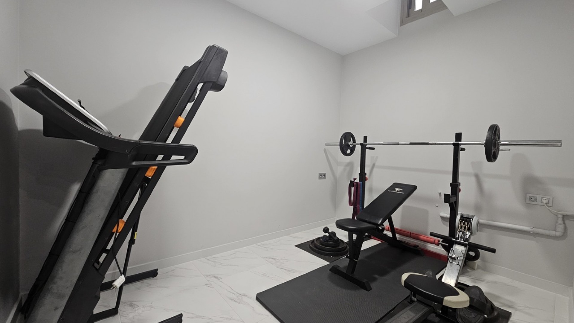 Videresalg - Fritliggende villa -
Villamartín