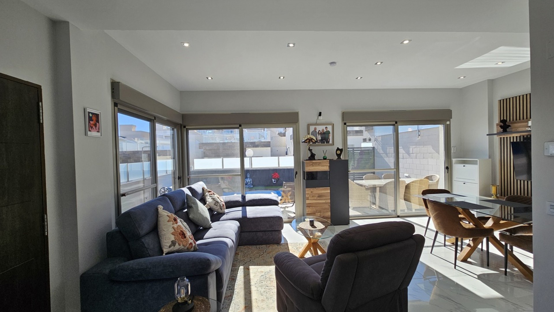 Videresalg - Fritliggende villa -
Villamartín