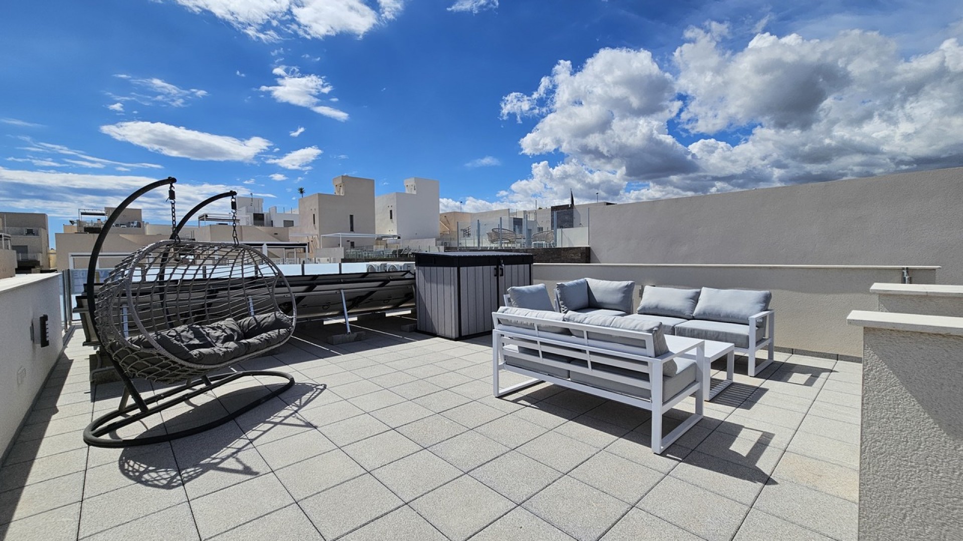 Videresalg - Fritliggende villa -
Villamartín