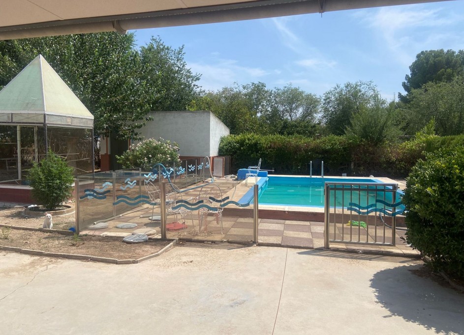 Videresalg - Fritliggende villa -
Villena