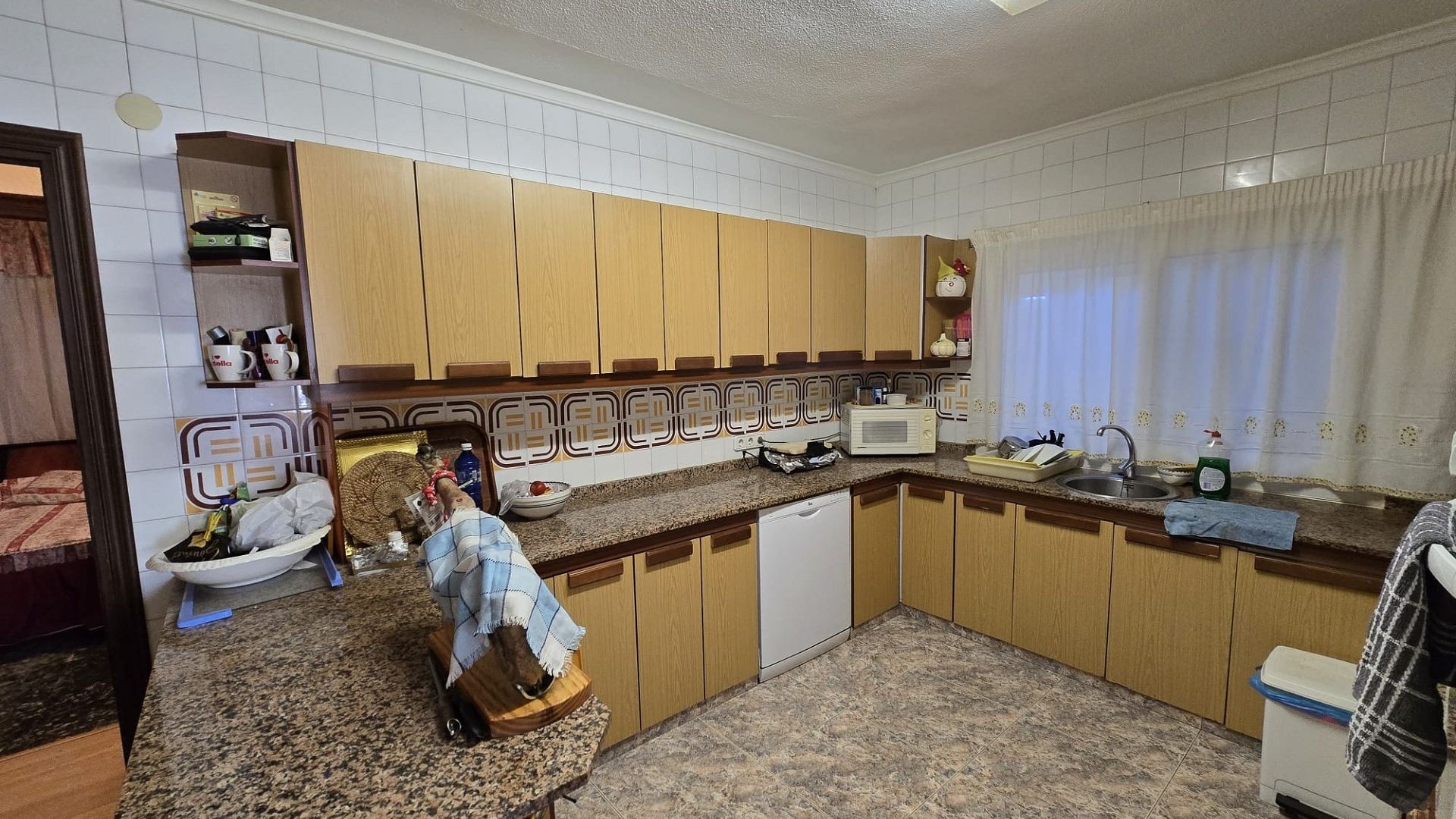 Videresalg - Fritliggende villa -
Villena