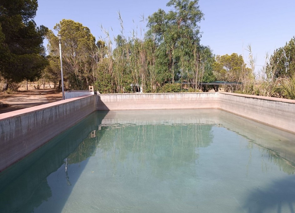 Videresalg - Fritliggende villa -
Yecla