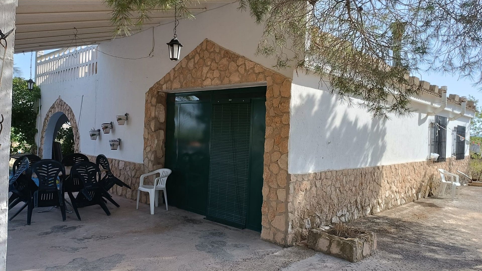 Videresalg - Fritliggende villa -
Yecla